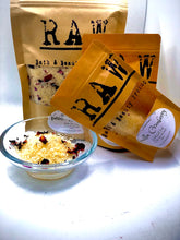 Load image into Gallery viewer, Bath Salt Soaks