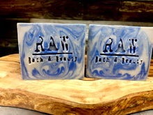 Load image into Gallery viewer, Man Handmade Cold Processed Soap Bar