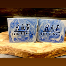 Load image into Gallery viewer, Man Handmade Cold Processed Soap Bar